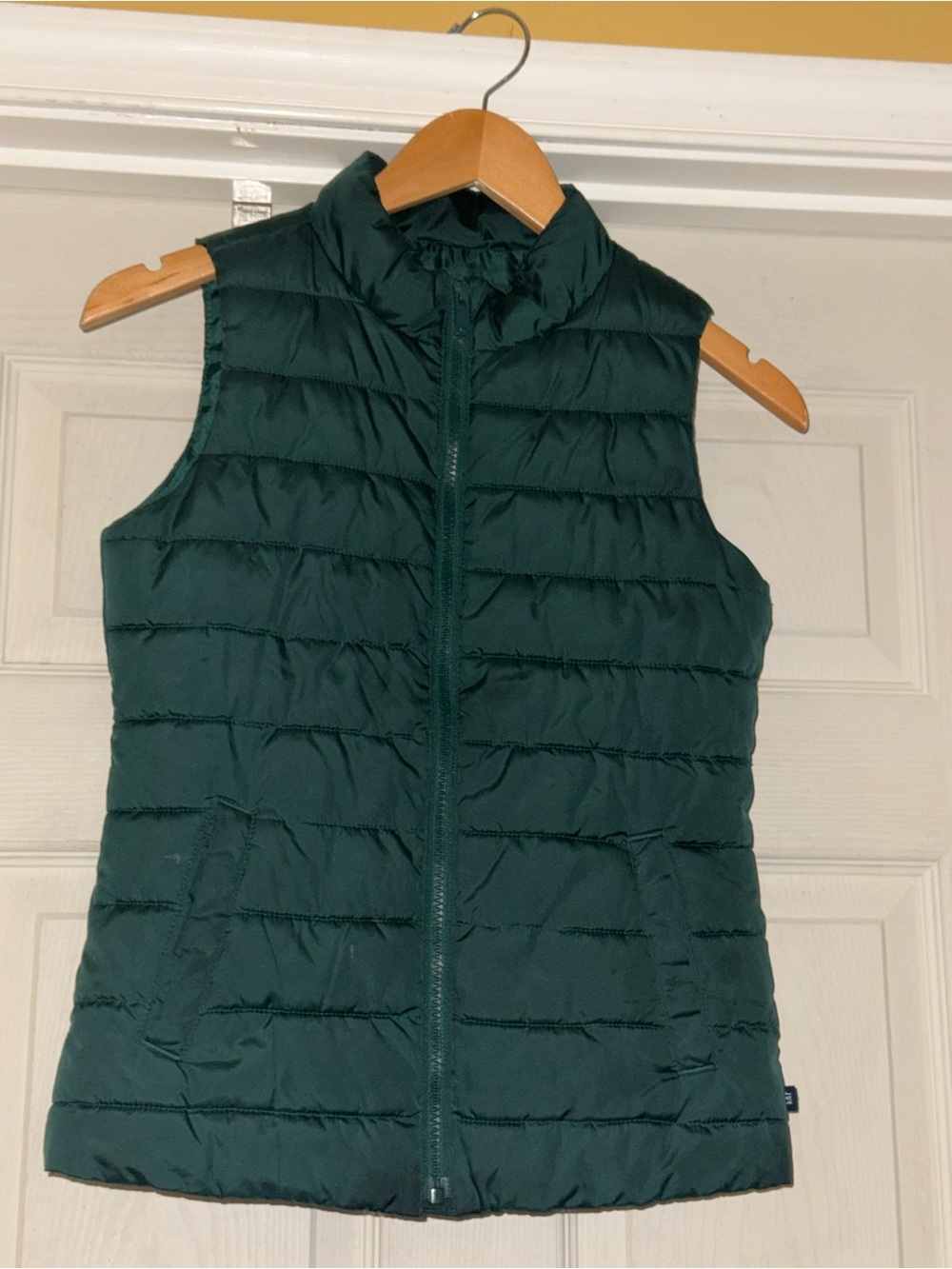 GAP Dark Green Quilted Puffer Vest